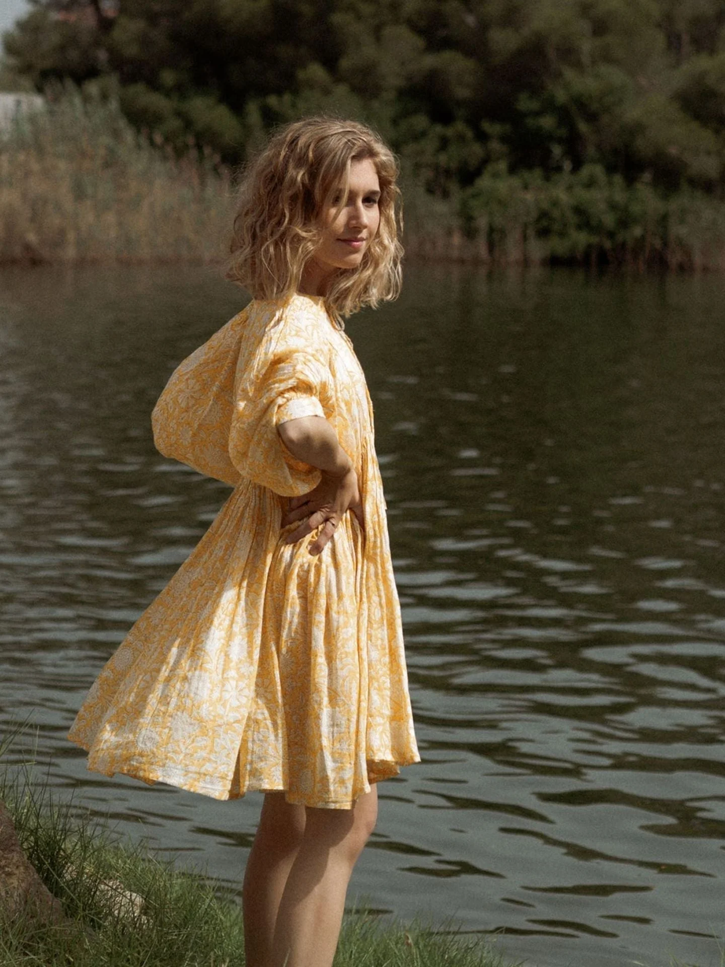 V Neck Summer Half Sleeve Floral Tunic Short Dress