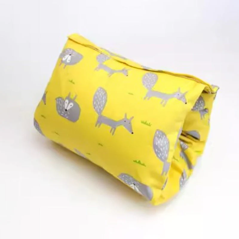 🌟Breastfeeding-specific design - effectively supports baby's head and neck, making feeding more secure!🌟