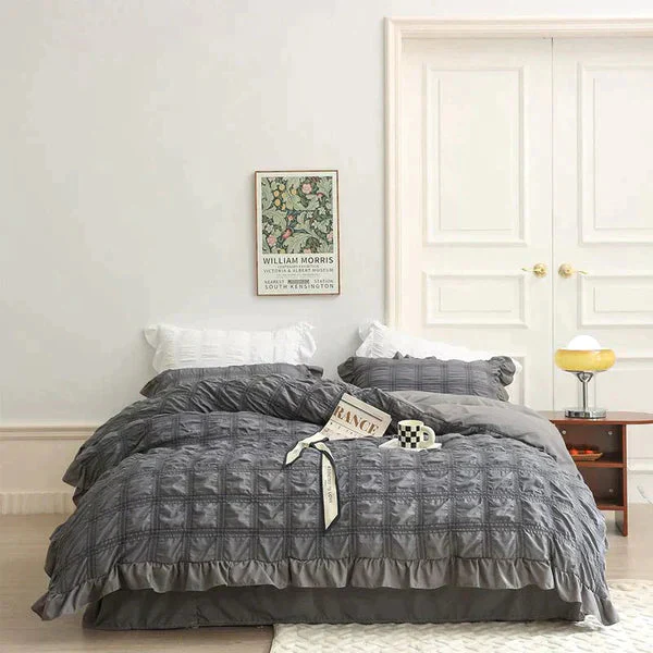 ✨2025 Hot Sale✨Icy Seersucker Summer Cool Quilt Lace 4-piece Set