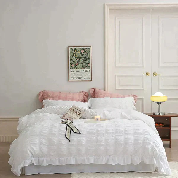 ✨2025 Hot Sale✨Icy Seersucker Summer Cool Quilt Lace 4-piece Set
