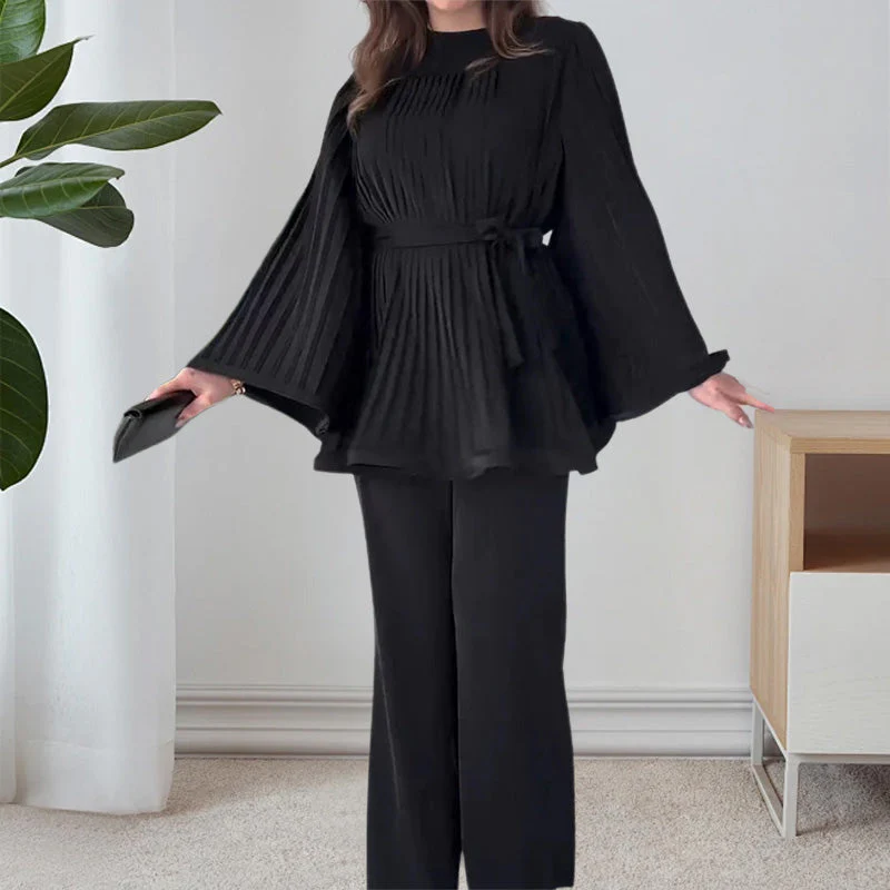 ✈️Free Shipping📦Two-Piece Suit Made Of Pleated Fabric