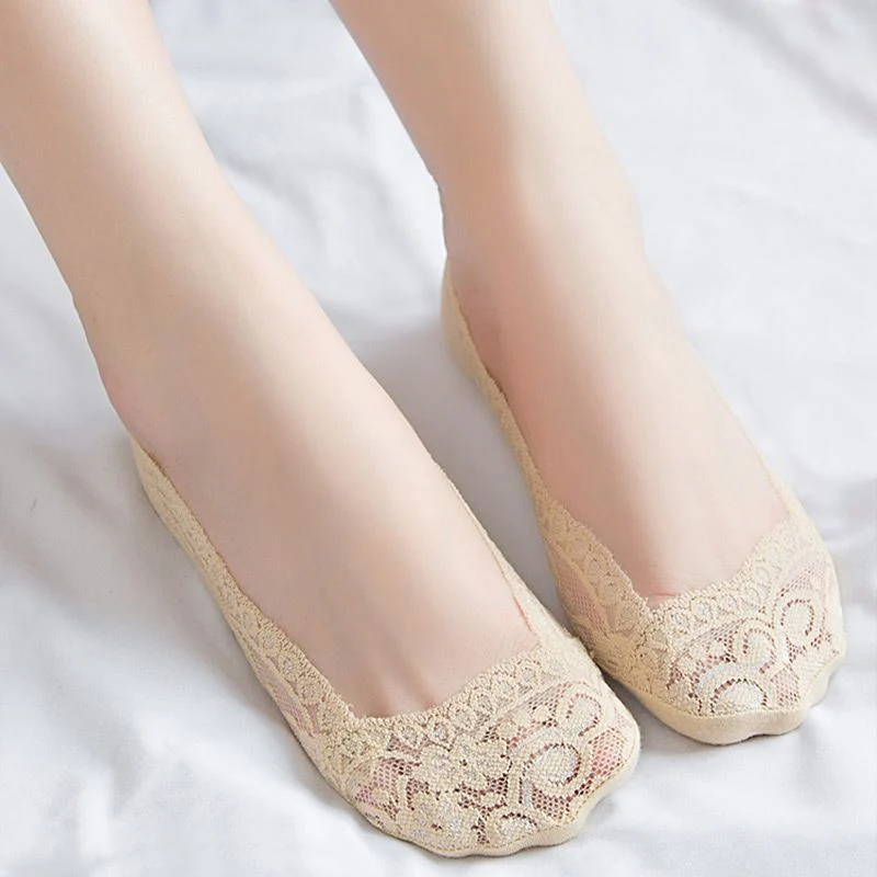 Women’s Delicate Non-slip Lace Socks