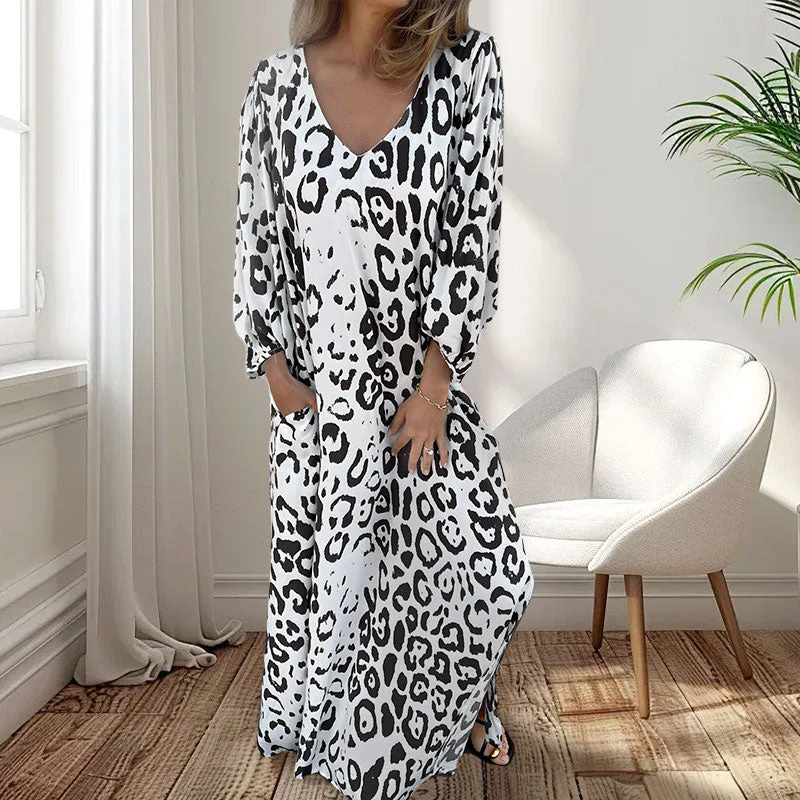 🌸New Year Specials🌸 V-Neck Printed Flowy Dress with Pockets