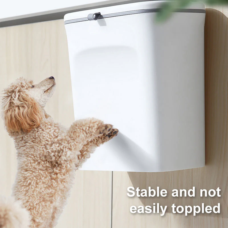 Kitchen Hanging Trash Can with Lid