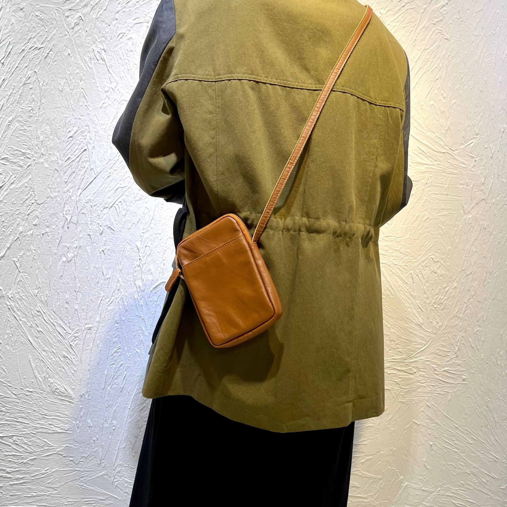 Urban Brown Leather Phone Crossbody Bag