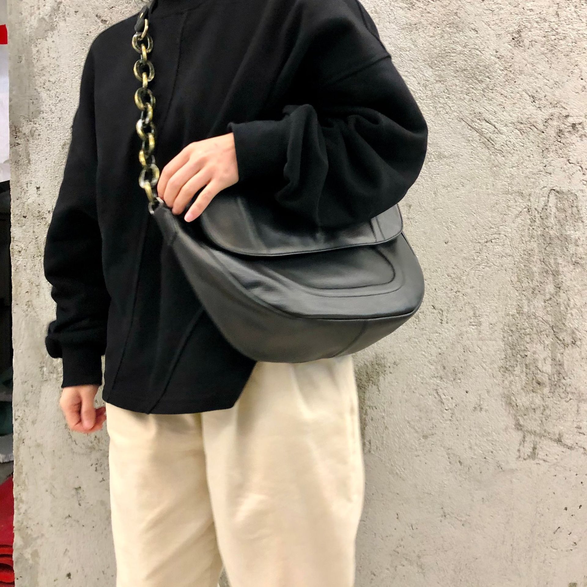 Leather Chain Strap Shoulder Bag