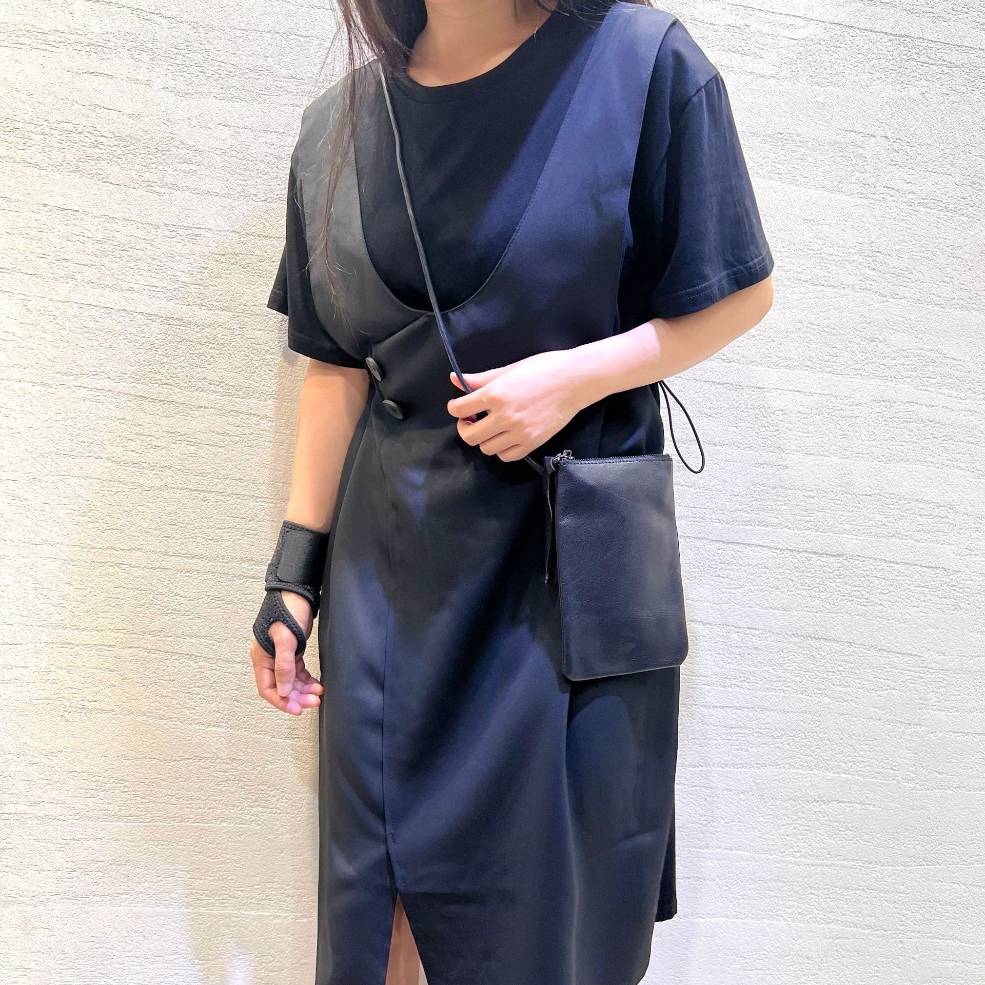 Dark Edition Minimal Leather Phone Crossbody Bag